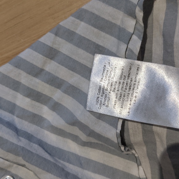 Ichi Button Down Shirt. Size 38 or small. - Picture 3 of 4